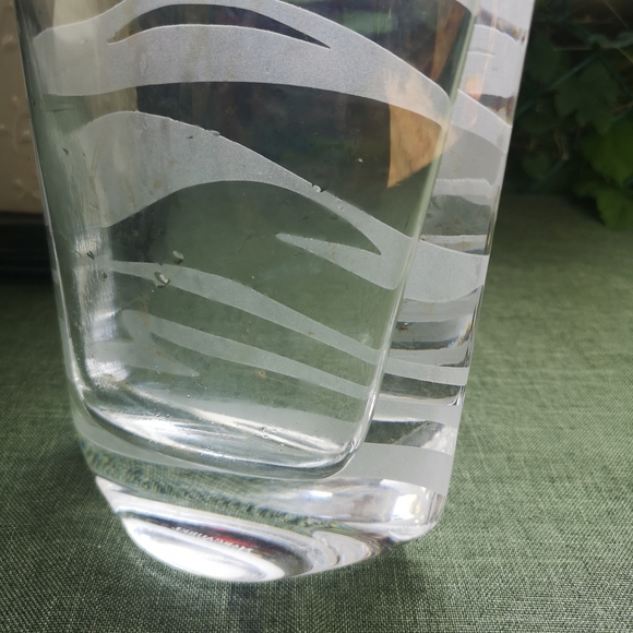 11" Marc Aurel Frosted Zebra Striped Clear Glass “Eclipse” Heavy Vase, Germany - Picture 3 of 9